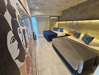 Quarto família 4, vista frente oceano