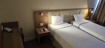 Standard Room, 2 Twin Beds