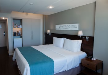 Deluxe Room, Beach View