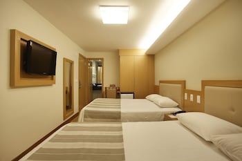 Deluxe Quadruple Room, 2 Double Beds