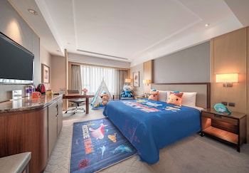 Deluxe Room, 1 King Bed