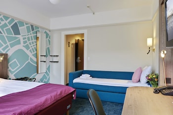Classic Room Four