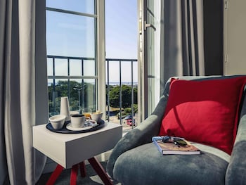 Suite, 1 Double Bed with Sofa bed