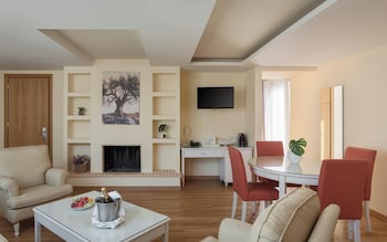 Signature Suite