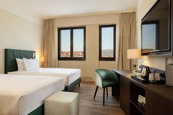 Superior Room, 2 Double Beds