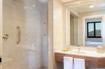 Deluxe Room, 2 Double Beds