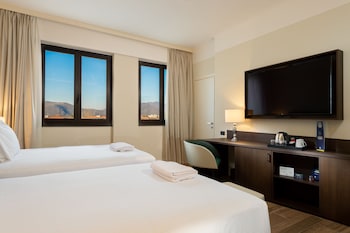 Superior Room, 2 Double Beds