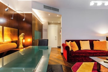 Studio, 1 Queen Bed, Annex Building