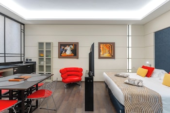 Luxury Apartment, 1 Queen Bed with Sofa bed, Annex Building