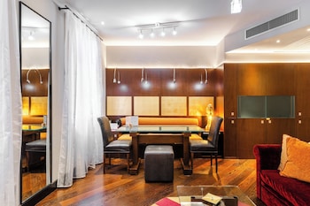 Studio, 1 Queen Bed, Annex Building