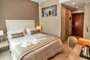 Deluxe Double Room Single Use
