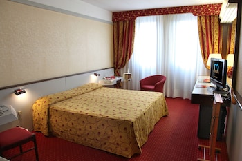 Classic Double or Twin Room
