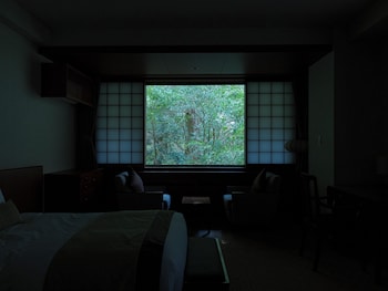Twin Room, Non Smoking (Forest Wing)