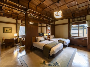 FLOWER PALACE JUNIOR SUITE