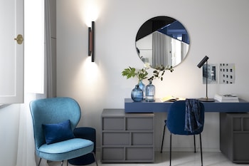Suite, Sea View