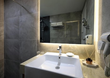 Family Double or Twin Room