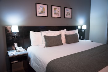 Superior Room, 1 King Bed