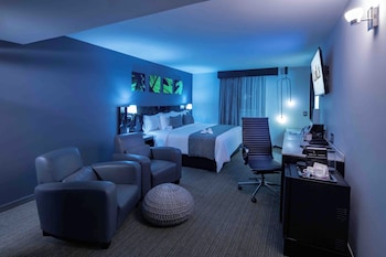 Junior Suite, 1 King Bed