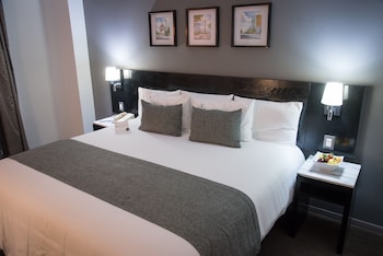 Superior Room, 1 King Bed