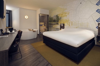 Wellness Room, 1 King Bed
