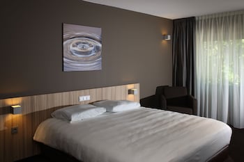 Luxury Double Room (with Shower)