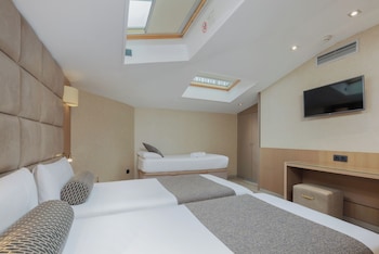 Attic Interior Triple Room
