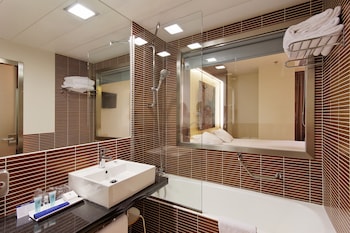 Melia Twin Room