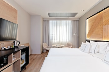 Melia Twin Room