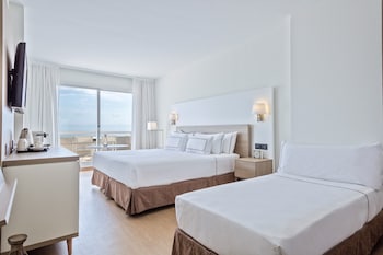 Double Room (With Sofa Bed) (3 Adults)