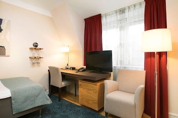 Classic Single Room