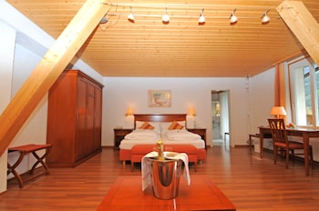Suite (Mini Suite)