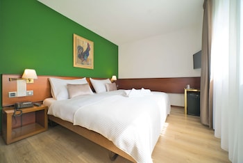 Standard Room, 2 Twin Beds