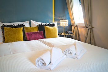 Suite, 1 Queen Bed