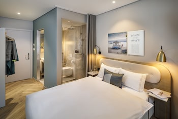 Standard Single Room (1 Single Bed)