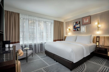 Superior Room, 1 King Bed