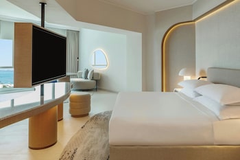 Executive Suite, 1 Double Bed, Sea View