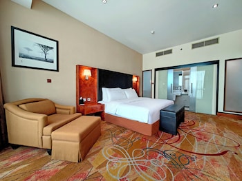 Executive Deluxe Suite, complimentary shuttle to DXB Airport Terminal 1 & 3