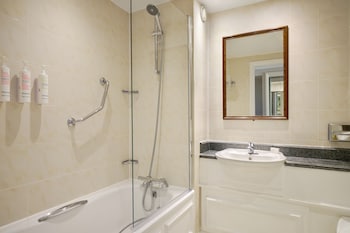 Traditional Room, 1 King Bed