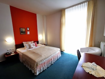 ALMA's Guest Room
