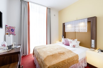 Single Room (modern)