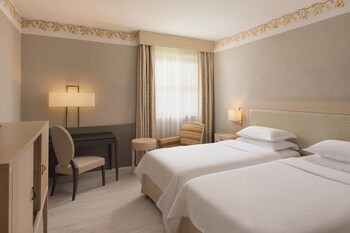 Deluxe Room, 2 Twin Beds