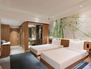 Premiere Room, 2 Twin Bed, City View, Higher Floor, Club Lounge Access