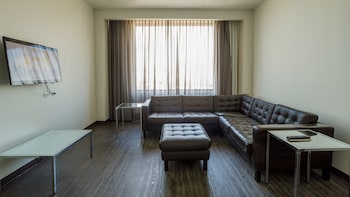 Master Suite King