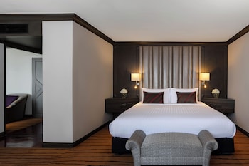 Executive Suite, 1 King Bed (Business Lounge Access)