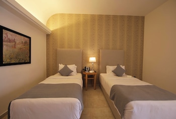 Classic Room, City View