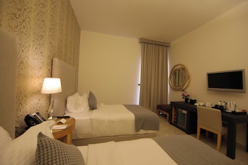 Classic Room, City View