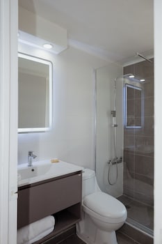 Executive Studio Suite, 1 Queen Bed