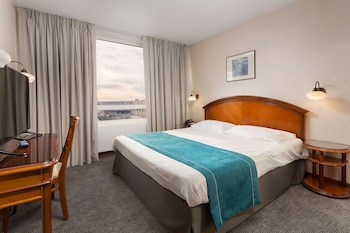 Suite, 1 King Bed, Non Smoking