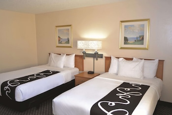 Room, 1 Double Bed, Accessible, Non Smoking (Bathtub with Grab Bars)