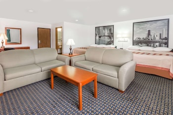Suite, Multiple Beds, Non Smoking